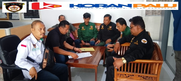 Badan Kesatuan Bangsa dan Politik (Kesbangpol) resmi mengeluarkan Surat Keterangan Terdaftar (SKT) bagi Dewan Pimpinan Daerah (DPD) Asosiasi Keluarga Pers Indonesia (AKPERSI) Sumut