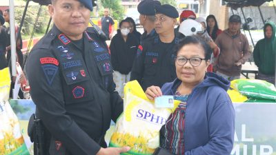 Gerakan Pangan Murah Satbrimob Polda Sulteng, 2 Ton Beras Ludes dalam Sejam