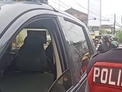Oknum PNS Digelandang Sabhara, Diduga Curi HP di Pasar Dekon